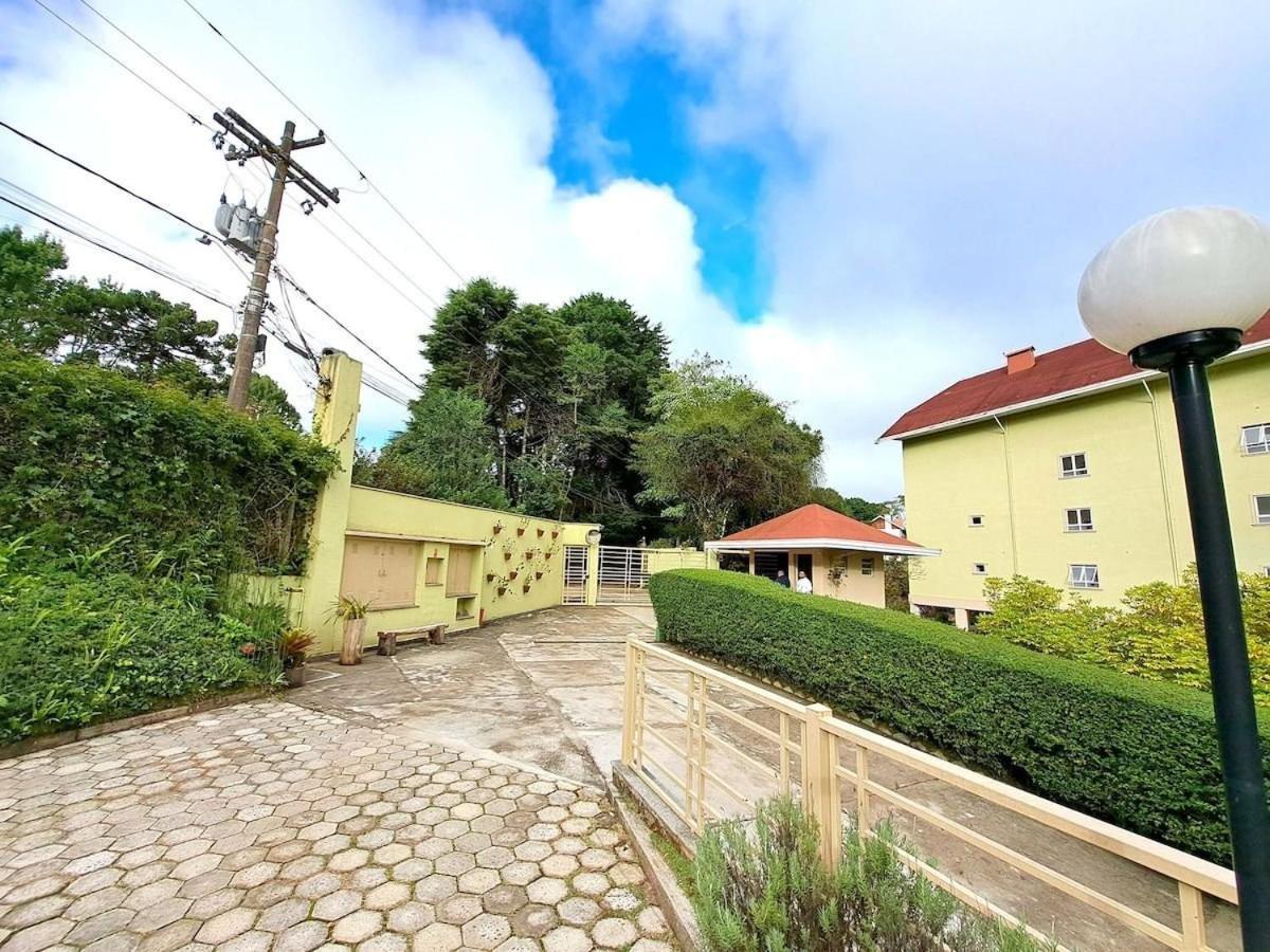 Apartamento Charmoso Com Lareira Campos do Jordao Exterior photo